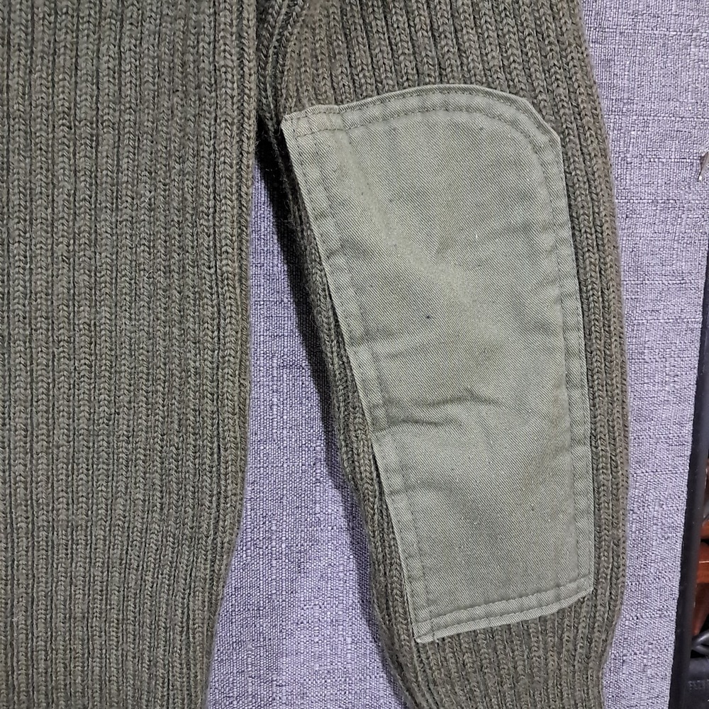 Vintage Mitts Nitts Army Wool Sweater Size 38 Small Army Green Knitted 90s VTG - Picture 9 of 11